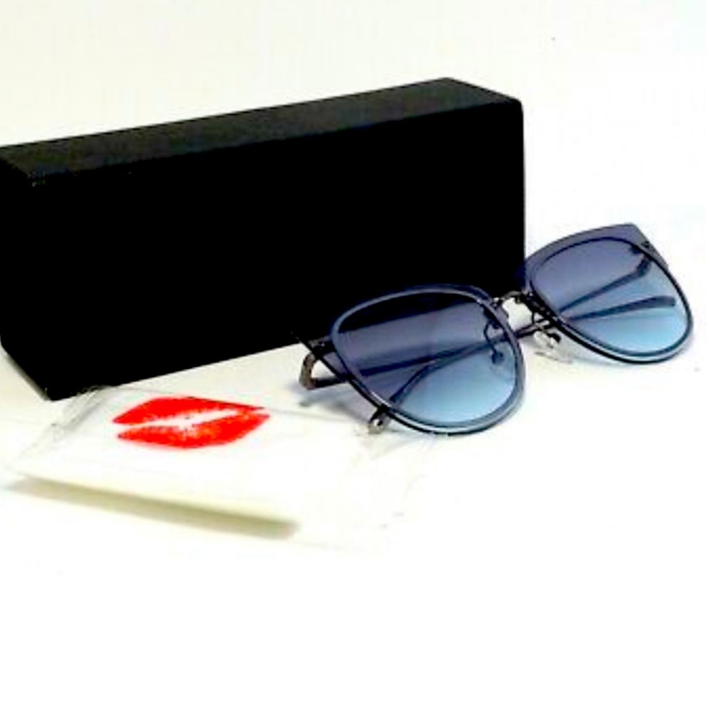 DIFF EYEWEAR DEMI LOVATO SUNGLASSES
